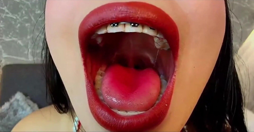 Georgia Beli: Mi Piace Avere Il Tuo Pene Tra La Mia Bocca...