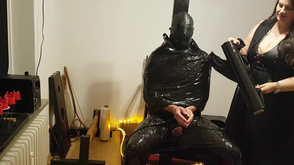 DOMINATRIX6: Foil Bondage Slave Bagian 2 - film cling mummified and edged to...