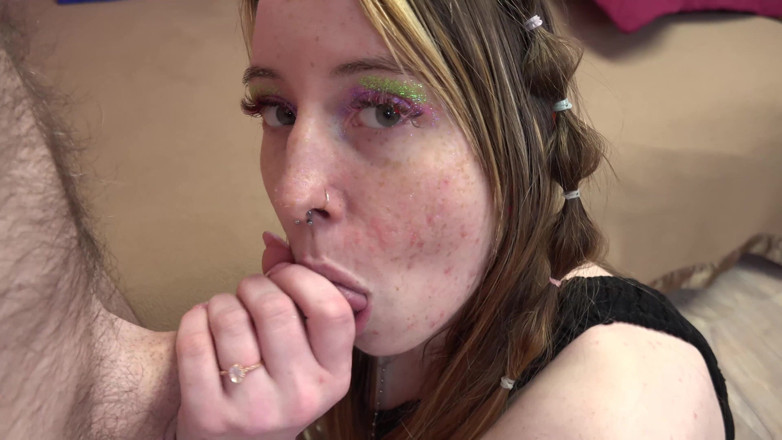 ChickPass Amateurs: Innocent Teenager Melanie Sugar Is Banging Her Neighbor