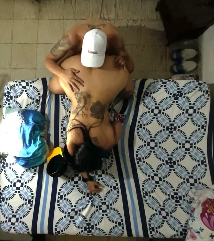 Monozion: Multiorgasmisk styvsyster har flera sprut medan hon är knullad på alla...