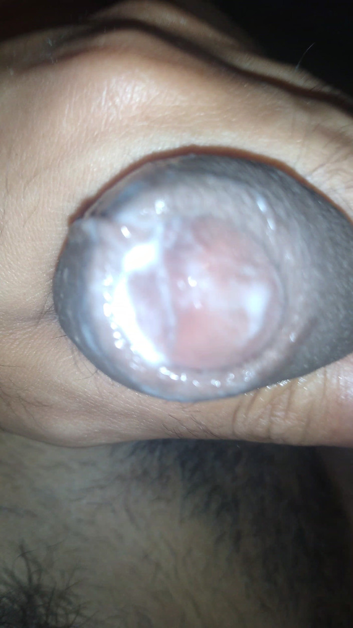 AlexAlejandro13: Testardo con lo sperma