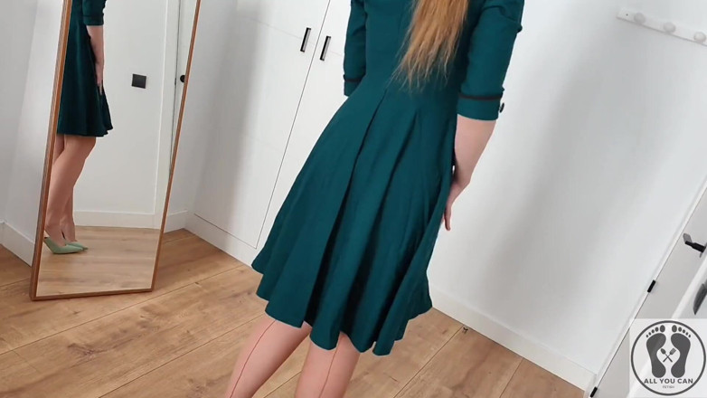 All You Can Fetish: 熟女Alice maze复古内衣绿色连衣裙CEI性爱摇摆