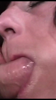 Video de bb - bocas calientes y con ganas de disfrutar la polla y el semen - 5