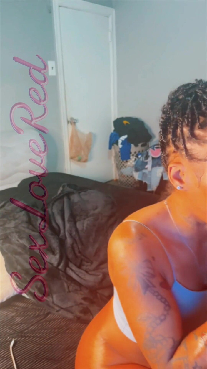 SexLoveRed: Penghisap pelik