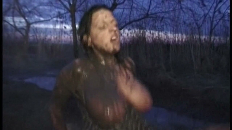 VELVET1984: Muddy MILF Takes Thick Cock in Both Holes