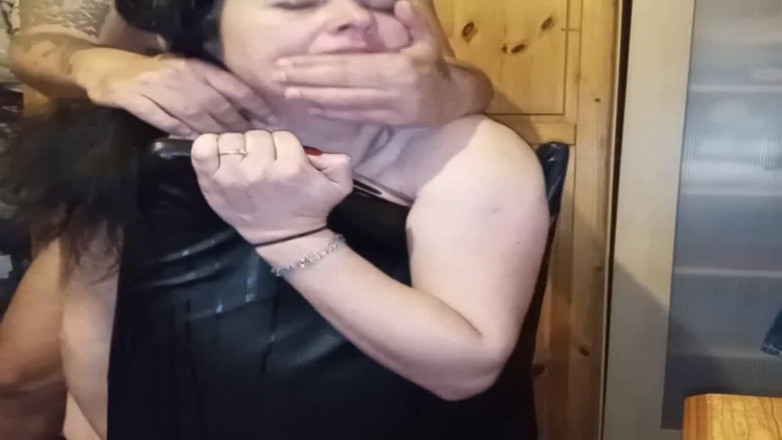 Winonna8: सौतेली मम्मी की गांड में चुदाई पसंद है