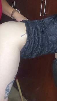 Šukání mé sexy macechy na živém chatu