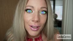 Sasha Curves: Доставщику пиццы завораживали и пожирали