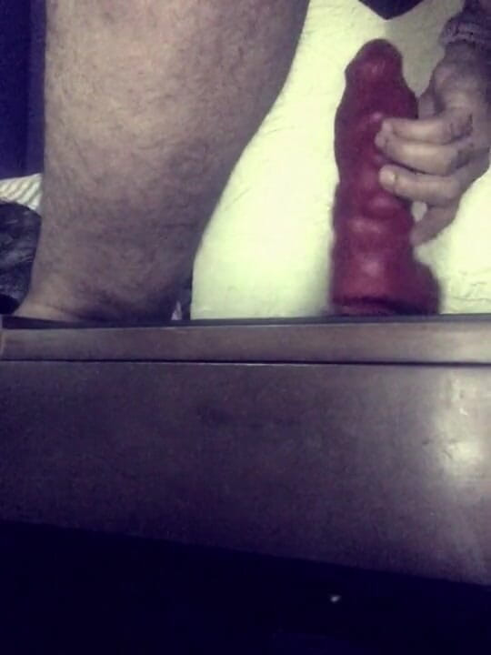 Phillholes: Cavalca un grosso dildo grasso