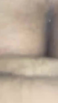 Fru sex med främling och skjut video fästman ur staden