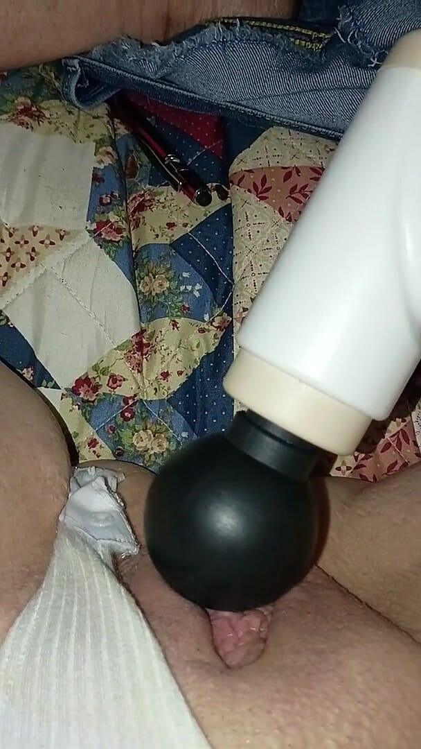 Body Suit Masturbation (Longtoes45)
