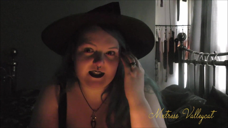 Mxtress Valleycat: Yule be femme prea
