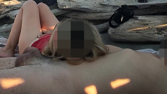 Miss Creamy: Pussy flash - orang asing mergokin ayah tiriku lagi asik ngentot...
