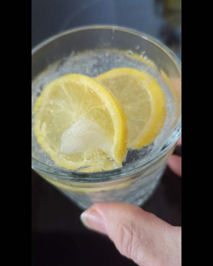 Bellhead: Mixér mrdky s ledem