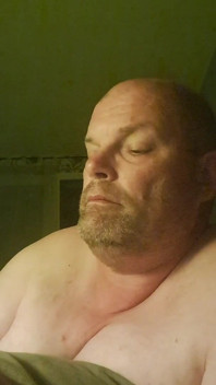 Den Totala Förstörelsen Av Den Bitch