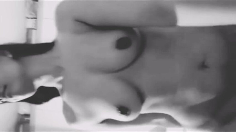 Rishi: Beau-frère, quel est ton pénis ? Sa belle-sœur a fait ériger le...