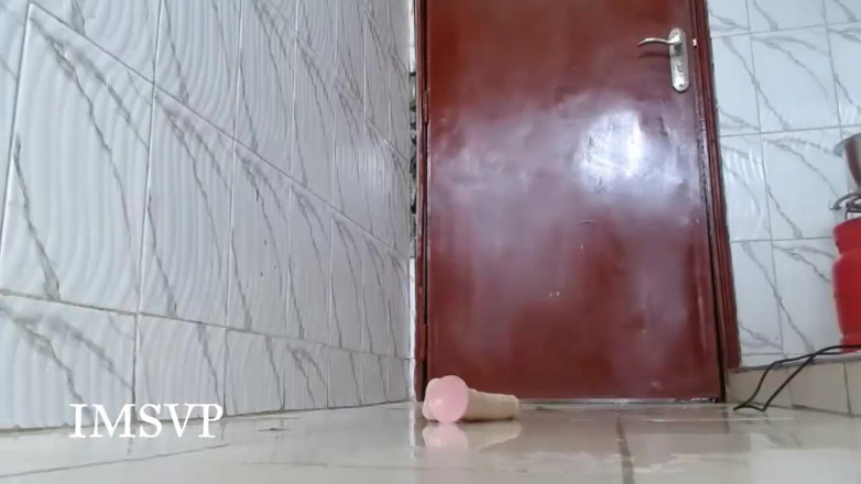 Big black clapping booties: jack off to my phat bubble ass squirting everywhere, episode 28