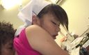 JAPAN IN LOVE: ホットラーメンシーン-路上ラーメンスタンドで角質巨乳の日本人女性の間で1_orgy