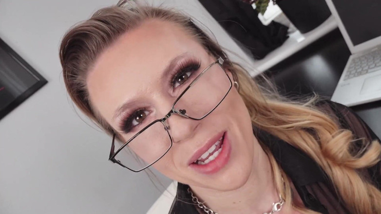 Michelle Moist: Horny Office Secretary Masturbating at Work