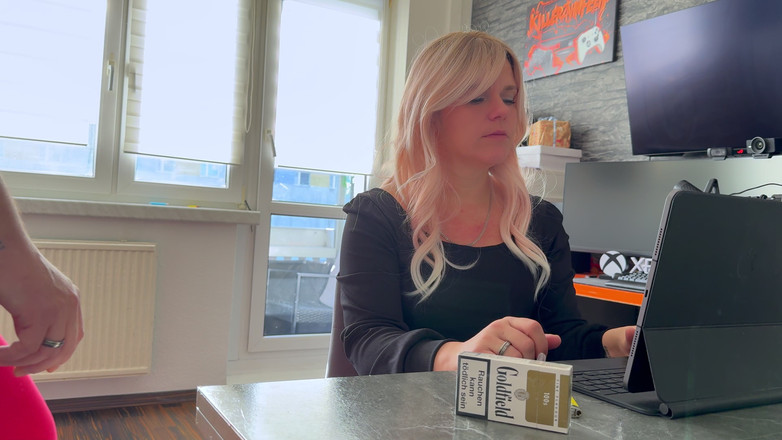 Jey smoking: I Have to Work and He Wants to Fuck Me...