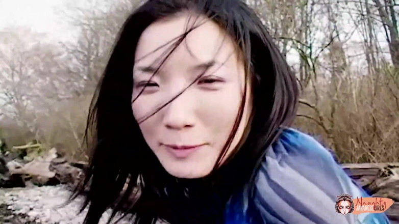 Naughty Japanese Girls: Getting Naked on a Beach Is Such a Huge Turn...