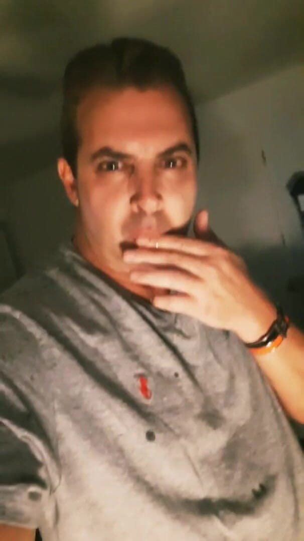 Cory Bernstein: Hete geile papa Cory Bernstein betrapt op het aftrekken van...