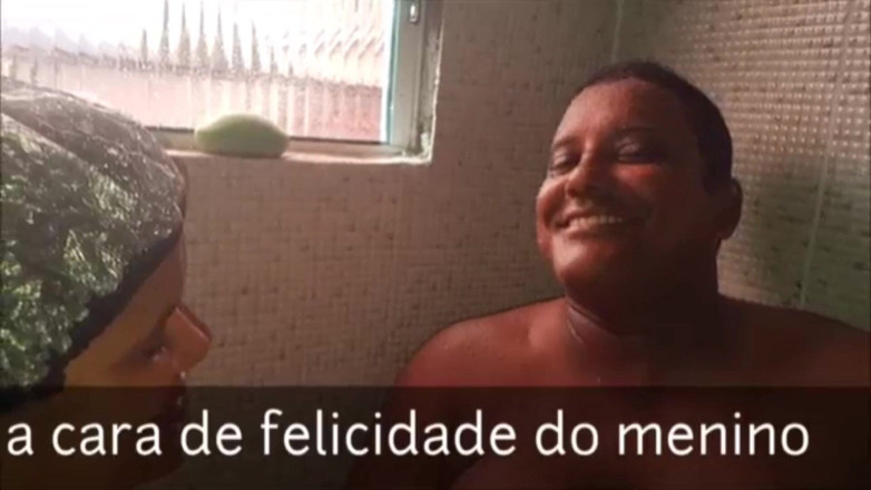 Paty Bumbum: Vecinul obraznic mi-a oferit bani să mă vadă făcând duș