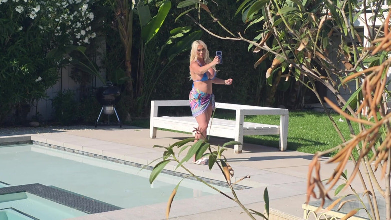 Tommy Wood XXX: Jiran blonde bimbo bertetek besar mengongkek jantan zakar besar