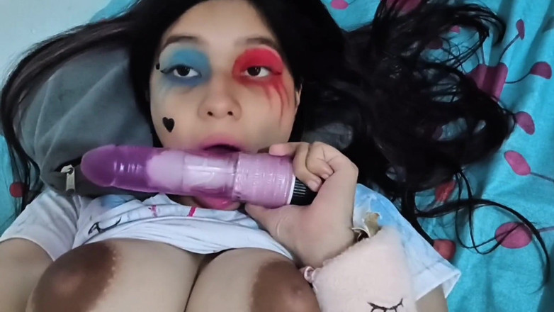 Yulieth Gomez: 观看晨间色情片以甜美的高潮结束