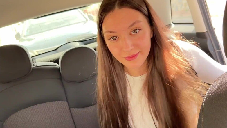 Sugary Kitty: Girl Next Door Give Blowjob to Neighbor in Car for...