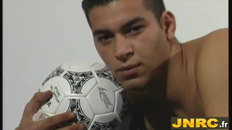 JNRC: JNRC - calciatore di 18 anni