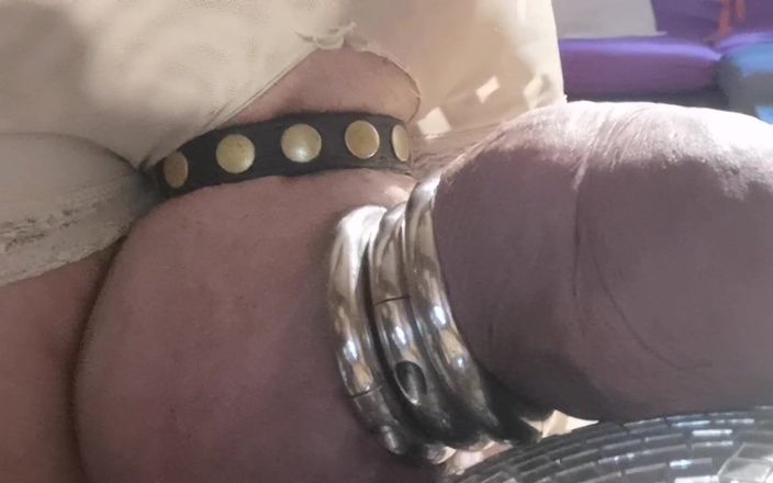 Monster_Meat_: Für liebhaber von großen beule in spandex