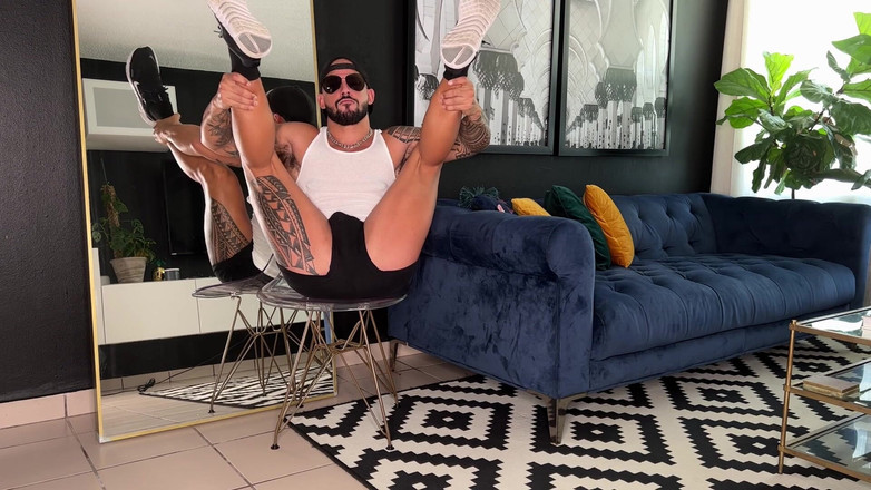 ortizjona: Накачування моїх сосків перед тим, як потрапити в бари в тренажерному залі, Joan Ortiz / Ortizjona