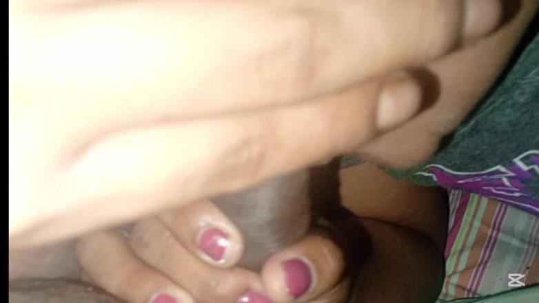 Sofixxx: Esmer kayınvalide ve olgun üvey anne yarak emiyor derlemesi