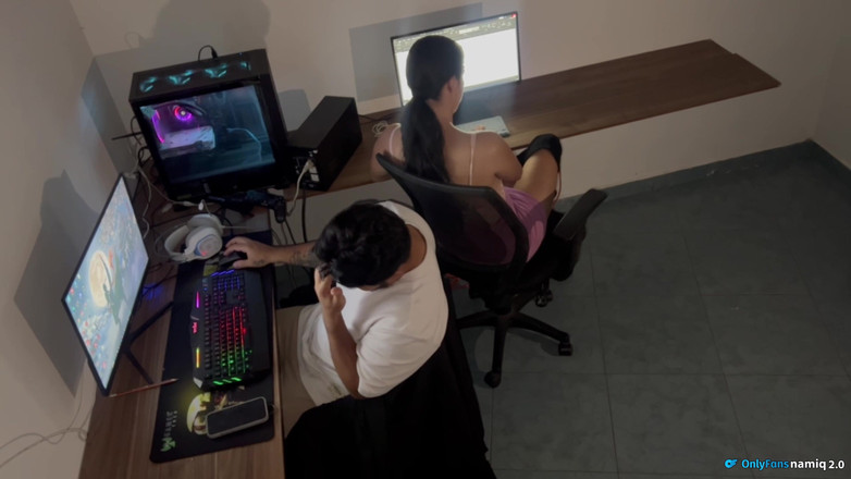 NamiQsein: Quan hệ tình dục trong văn phòng, rất nhiều squirting...