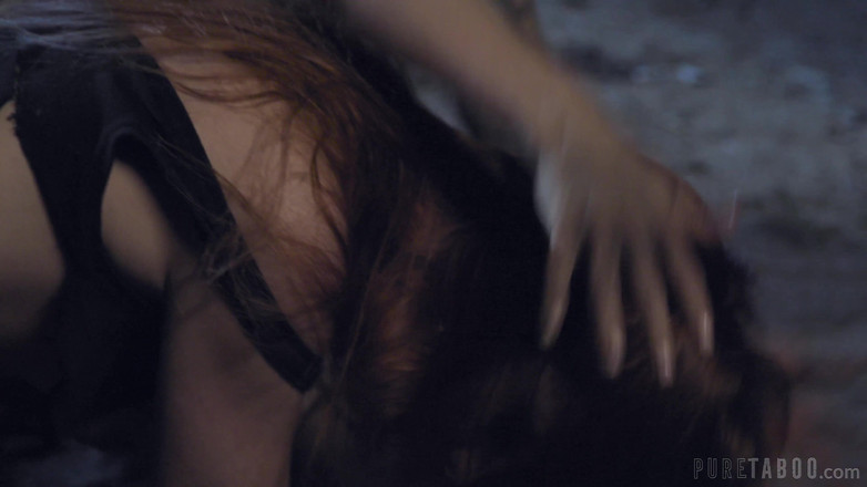 Pure Taboo: "Pur tabou sous le lit : le soir où ils sont...