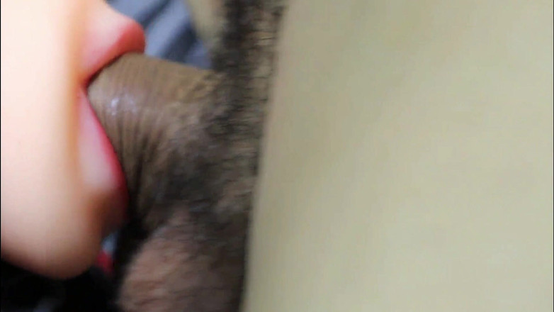 SEXY_GUYBEST: Záběr zblízka na šukání do pusy