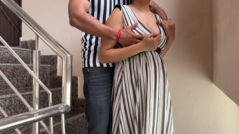 Hornycouple149: 当我的朋友女朋友参加派对时，我操了他