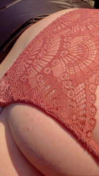 Wifebucket Amateurs - My Girlfriend Got a Sudden Urge to Orgasm on Our Last Trip