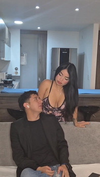 無意識のうちに、フットボールの試合を見ながら親友の義理の妹とセックスしてしまいました