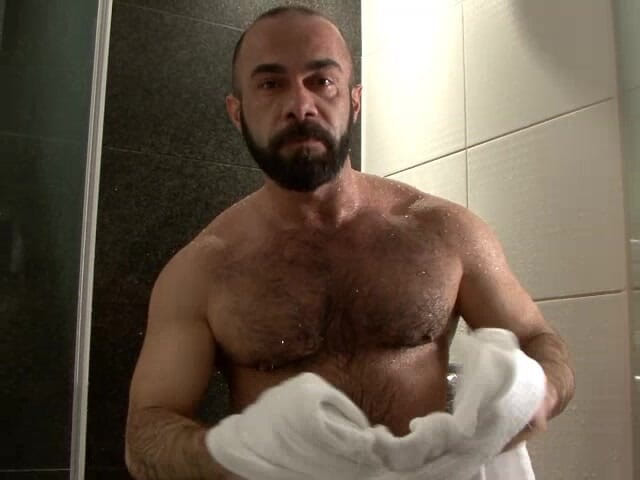 Butch Dixon: Bonus Dari Albert