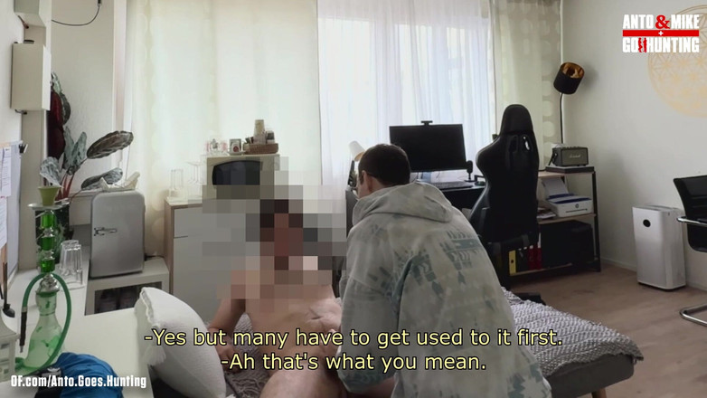 AntoGoesHunting: Młody Prosty Hydraulik Zostaje Po Raz Pierwszy Wylizany I Wypróbowuje...