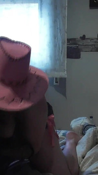 Una grande sborrata con la ragazza cowgirl.