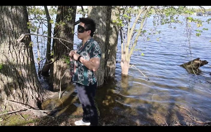barenakedboy: Have Fun by the Lake