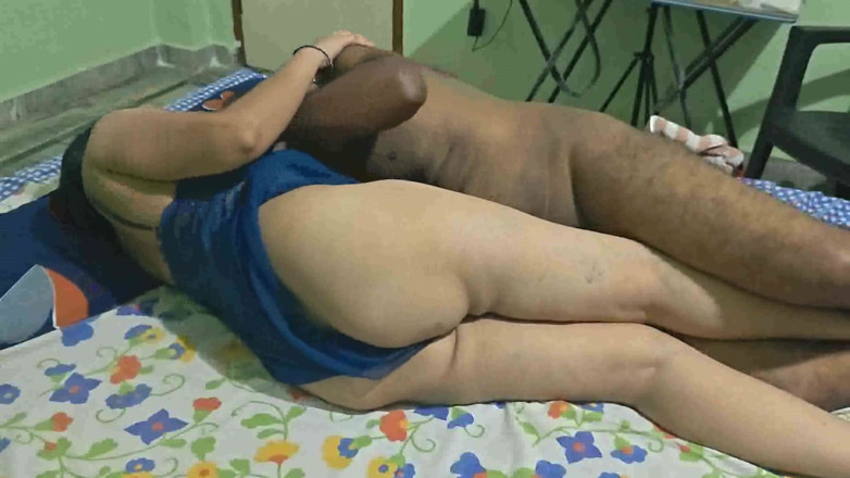 Sexy sindu: Sexy Wife Taking Ride on Boyfriend