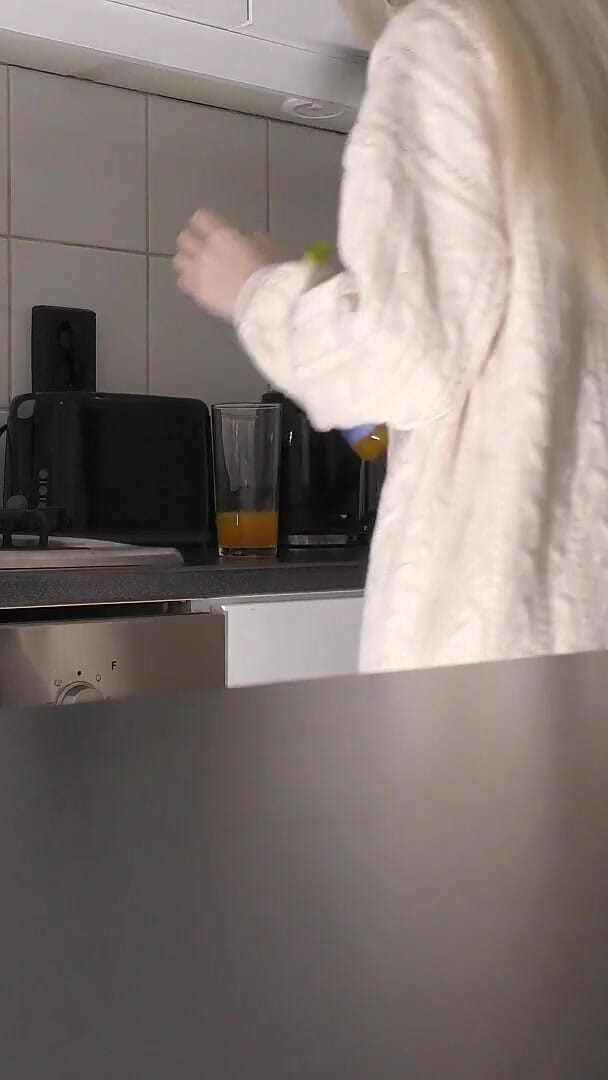 No panties TV: Hot Petite Sexy Girl in the Kitchen Masturbates on Christmas...