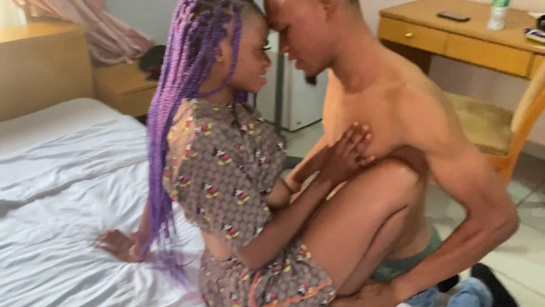 Funfor10k straight videos only: Mejor amigo atrapado follando novia