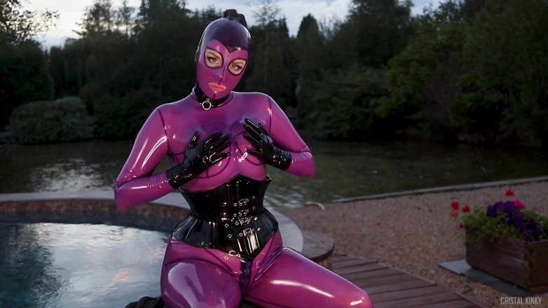 Cristal Kinky: Cristal Kinky Lilac Rubber Doll Solo Fucking Machine Outdoors