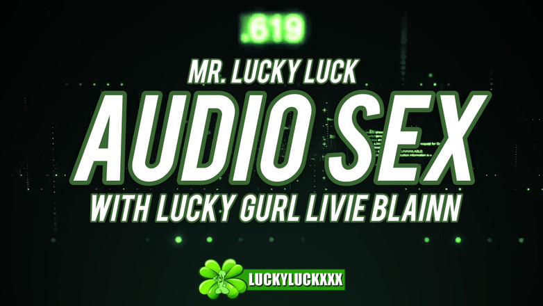 Livie Blainn: Poslouchejte Zvuky Ptáka Dole