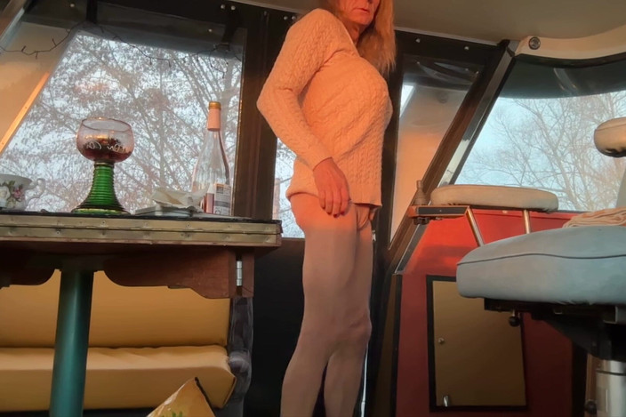 Sonitchka: Silikon Göğüs ve Vajina